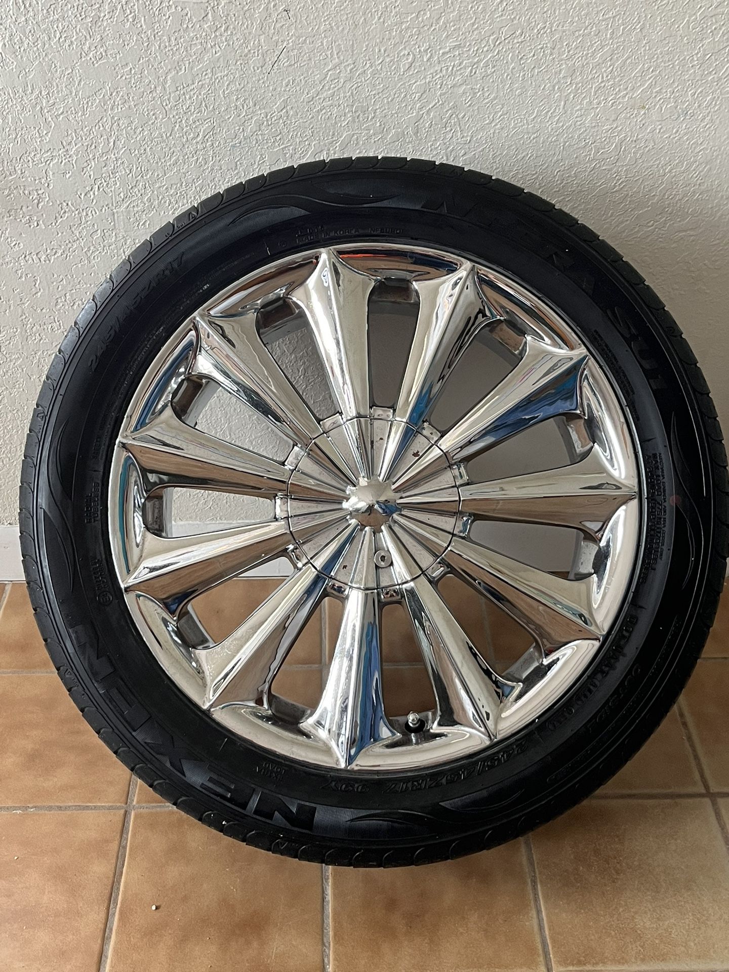 Chrome Wheels And Tires 17in SET OF FOUR For GM Cars. Fits Chevrolet Such As Malibu, Impala, Cadillac Deville, Buick They Are 5 Lug