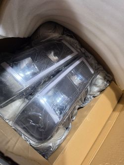 Express Savana 2003  2014 Headlights