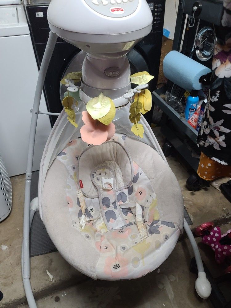 Baby Swing Fisher Price
