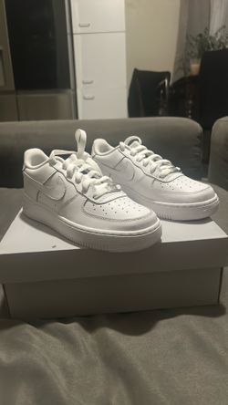 Brand new white air forces the size is 5.5