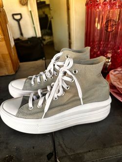Woman’s shoes
