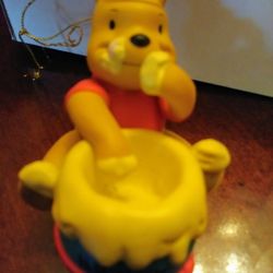 Winnie the Pooh Ceramic Groiler Ornament 
