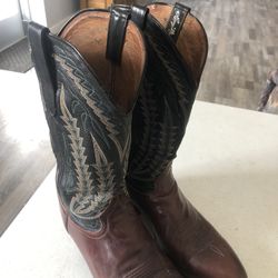 11d Boots 