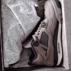 Jordan 4s 