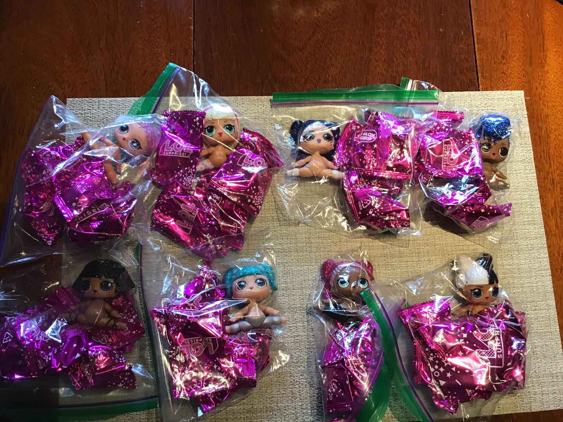 NEW LOL DOLL SPARKLE LOT OF 8