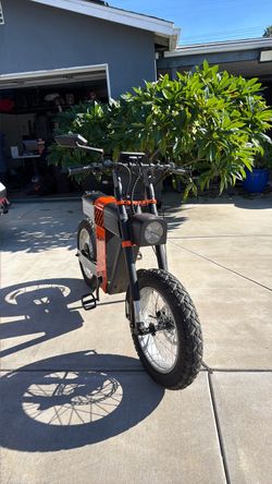 Electric Dirt Style eBike with Fat Tires
