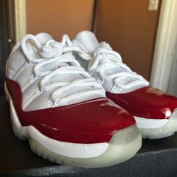 AIR JORDAN 11 RETRO LOW