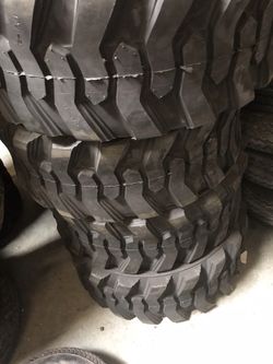 4x bobcat tire10-16.5 12 ply $430 cash. No bargain. No reply if you bargain
