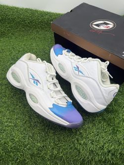 Reebok Hornets Size 13