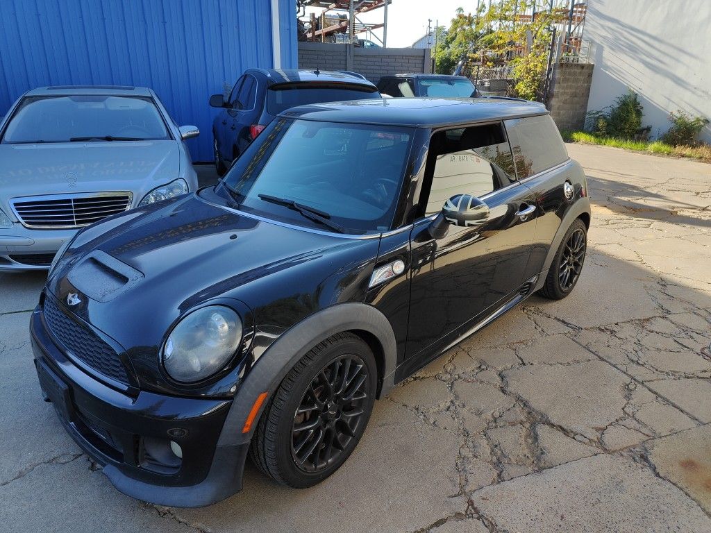 2011 Mini Cooper JCW Parts