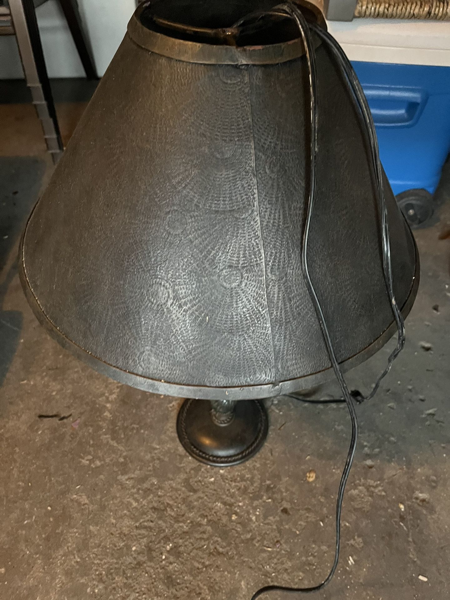 Lámpara De Cave será