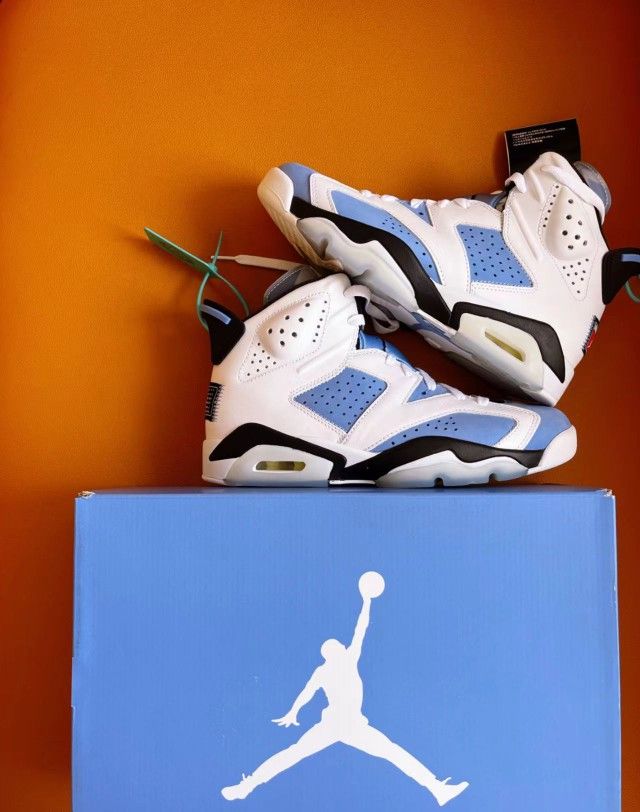 Jordan Air Jordan 6 Retro "University Blue"Unisex