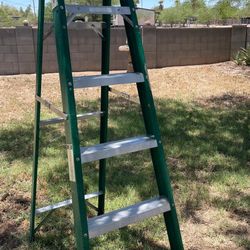Husky 6 Ft Ladder 
