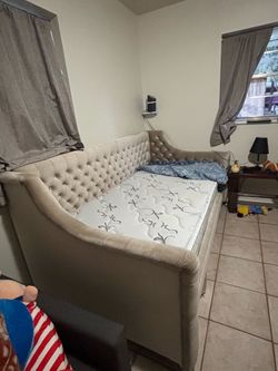 Twin bed