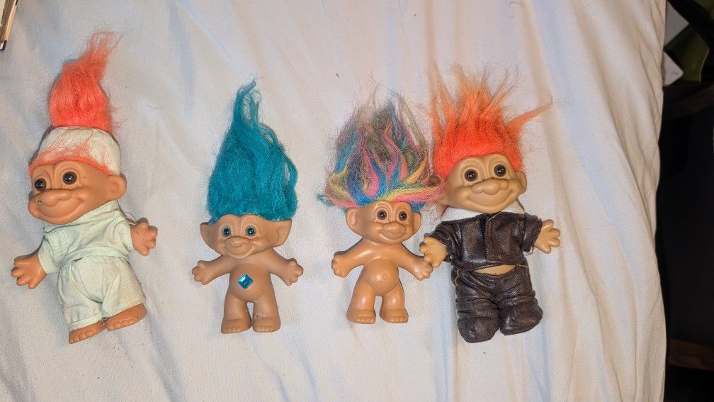 Russ Vintage Troll Dolls. Lot of 4
