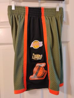 New MITCHELL & NESS FLIGHT NBA SWINGMAN LAKER Shorts Green Undefeated Size Smalll