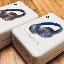 New Sealed  Beats Studio Pro Wireless Bluetooth Over-Ear Headphones - Deep brown color & Navy 