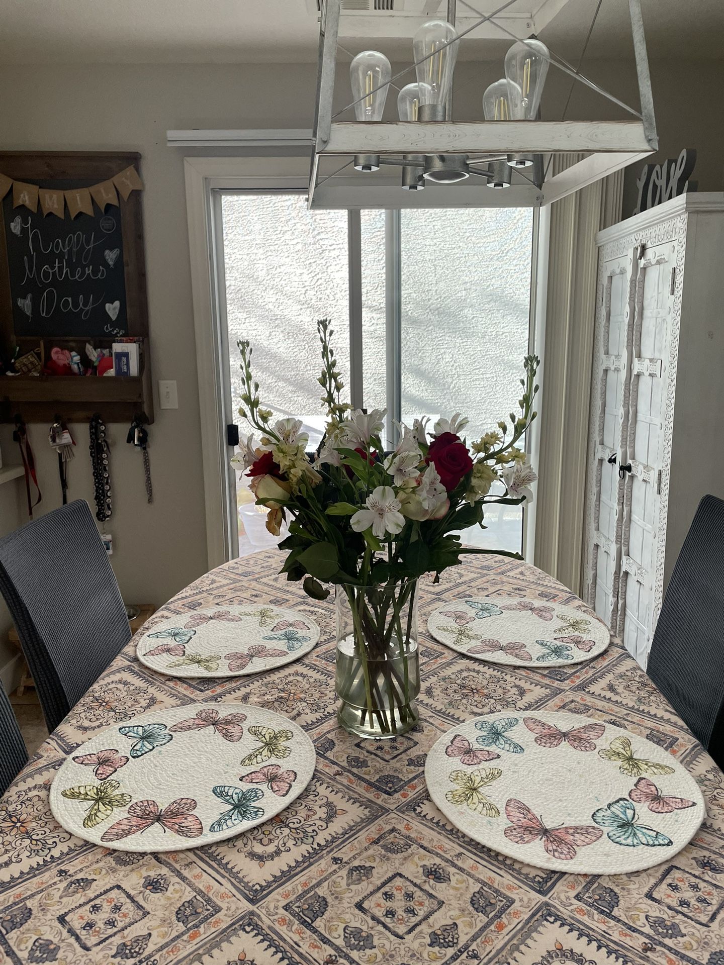 Dinning Set 6 Chairs And 6 Chair Covers