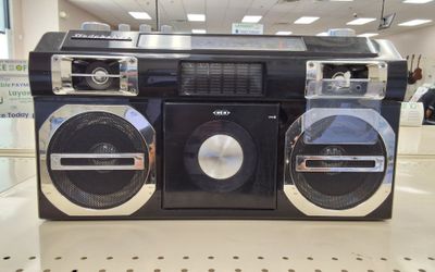 Studebaker Retro Boombox CD Radio, and Bluetooth Speaker