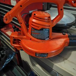 Black & Decker BEBL7000 VACPACK 3-in-1 Leaf Blower/Vac/Mulcher 