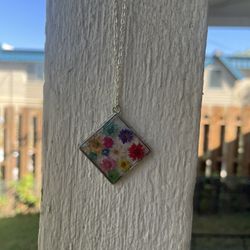 Diamond- Shaped Floral Pendant