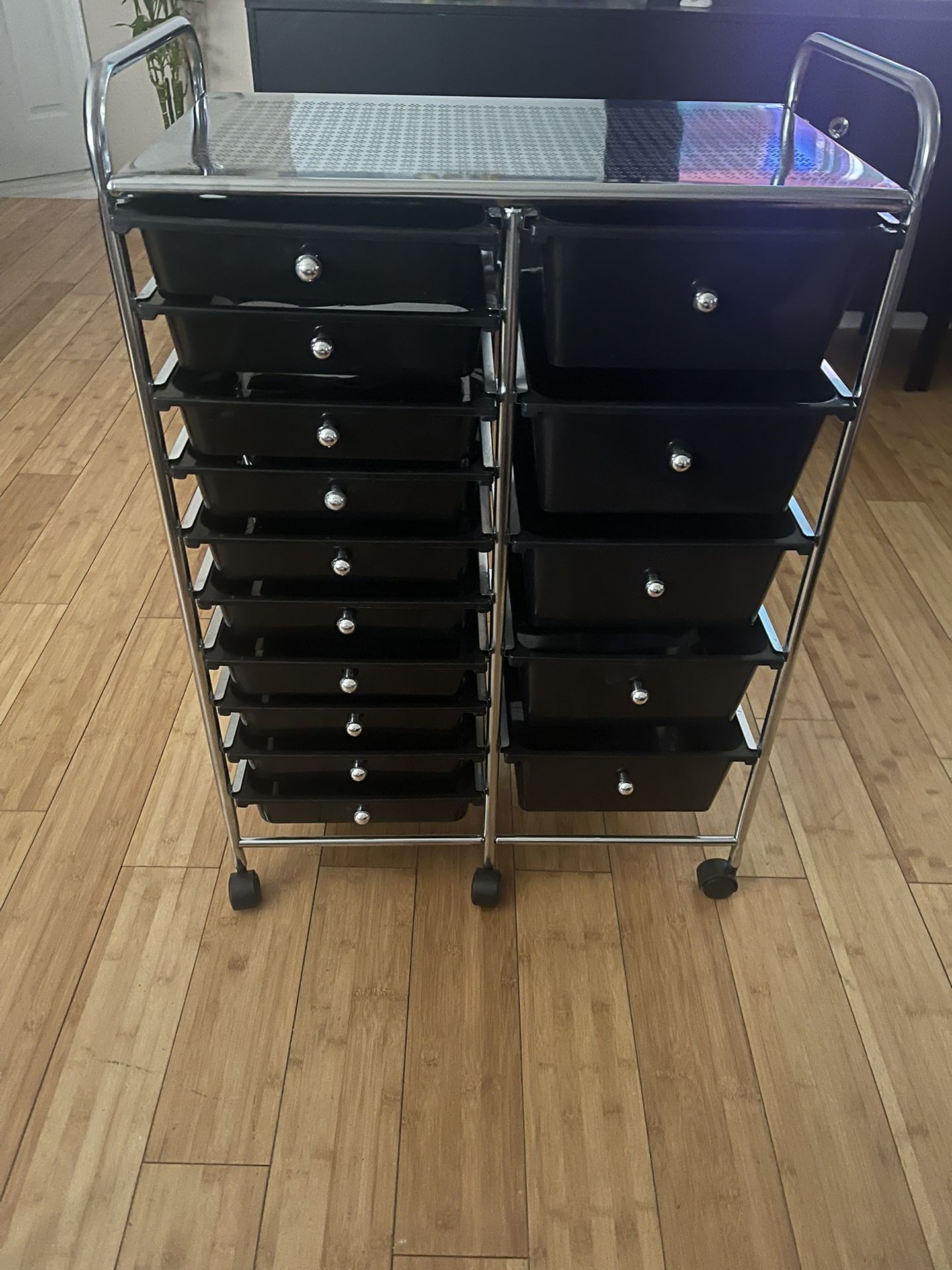 Seville Classics Rolling Utility Organizer Storage Cart 15 drawes Black.