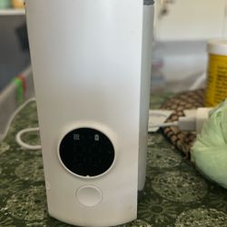 Portable Bottle Warmer for Travel, Fast Heating - Travel Bottle Warmer with Battery-Powered Temperature Display.