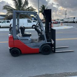 Forklift Toyota 