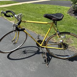 Vintage Schwinn Continental Bicycle 