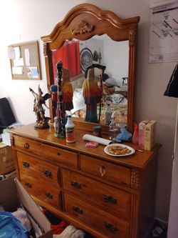 Dresser
