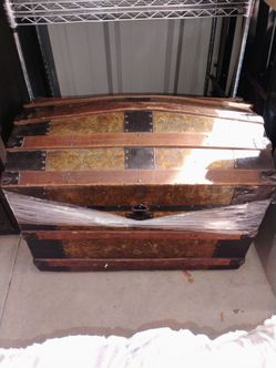 Vintage Chest