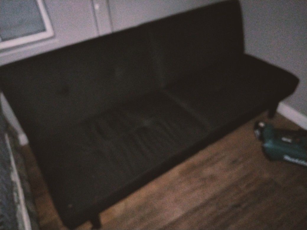 Futon Couch Pullout Into Futon Bed 2 In 1