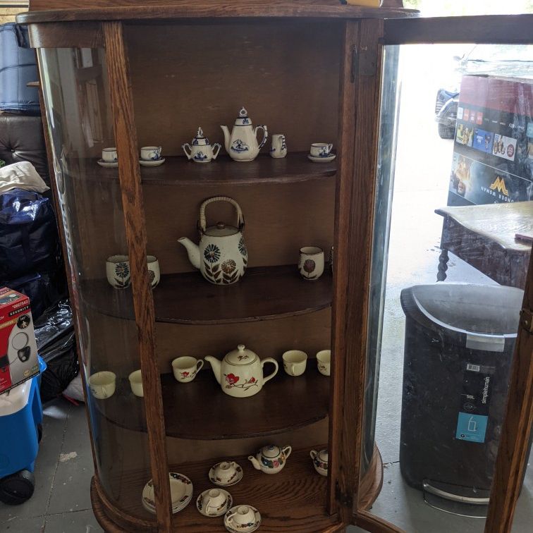 Price reduced: Antique! Wooden China cabinet for the Collector