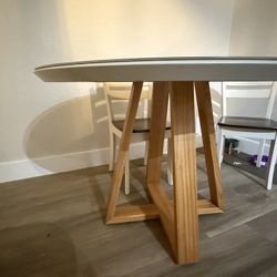 Modern Round Dining Table – Wood Base + White Top 