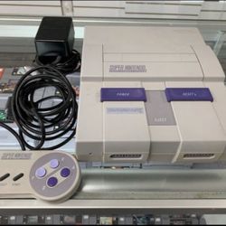 Super Nintendo Complete $130 Gamehogs 11am-7pm