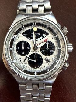 Citizen Eco-Drive Calibre 2100 Panda Chronograph — Stainless Steel