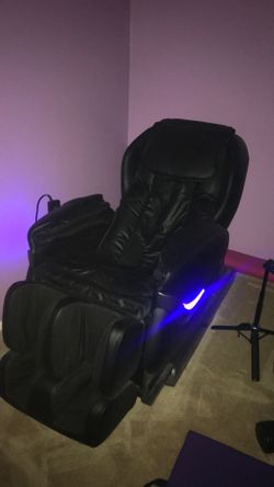 iRest Massage Chair w LED