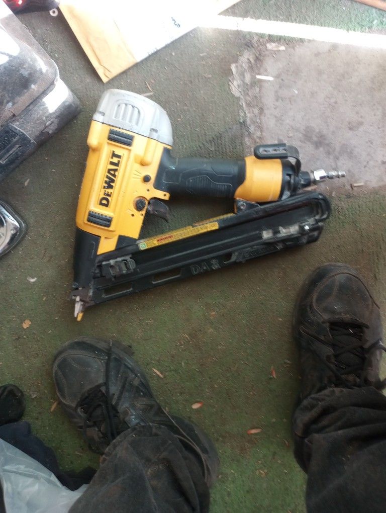 DeWalt Air Gun