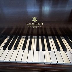Lester Piano - Circa 1940s 