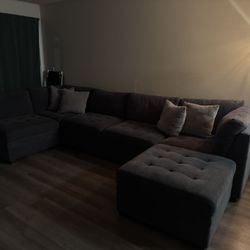 Sectional Couch 