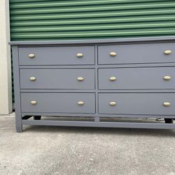 Beautiful Gray Modern Dresser 62x18x33 