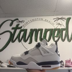 Jordan 4 SB Navy 