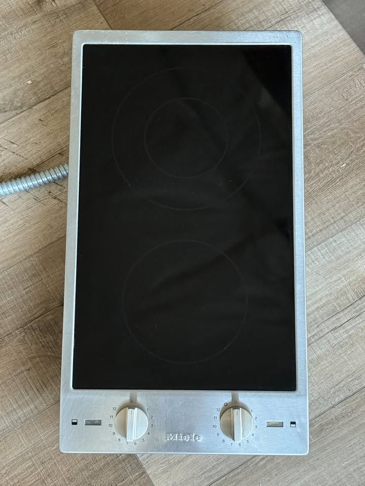 Miele Cs1112 electric Stovetop