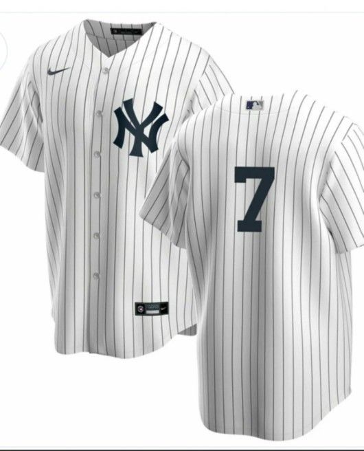 New! Throwback New York Yankees Mickey Mantle #7 Home pinstripe Jersey. XL
