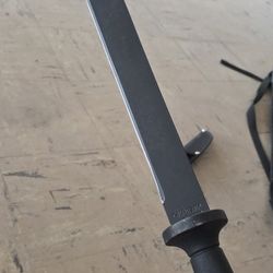 New Sword / New Eagly Knife    Made In US