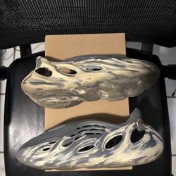Yeezy Foam Runner Size 9