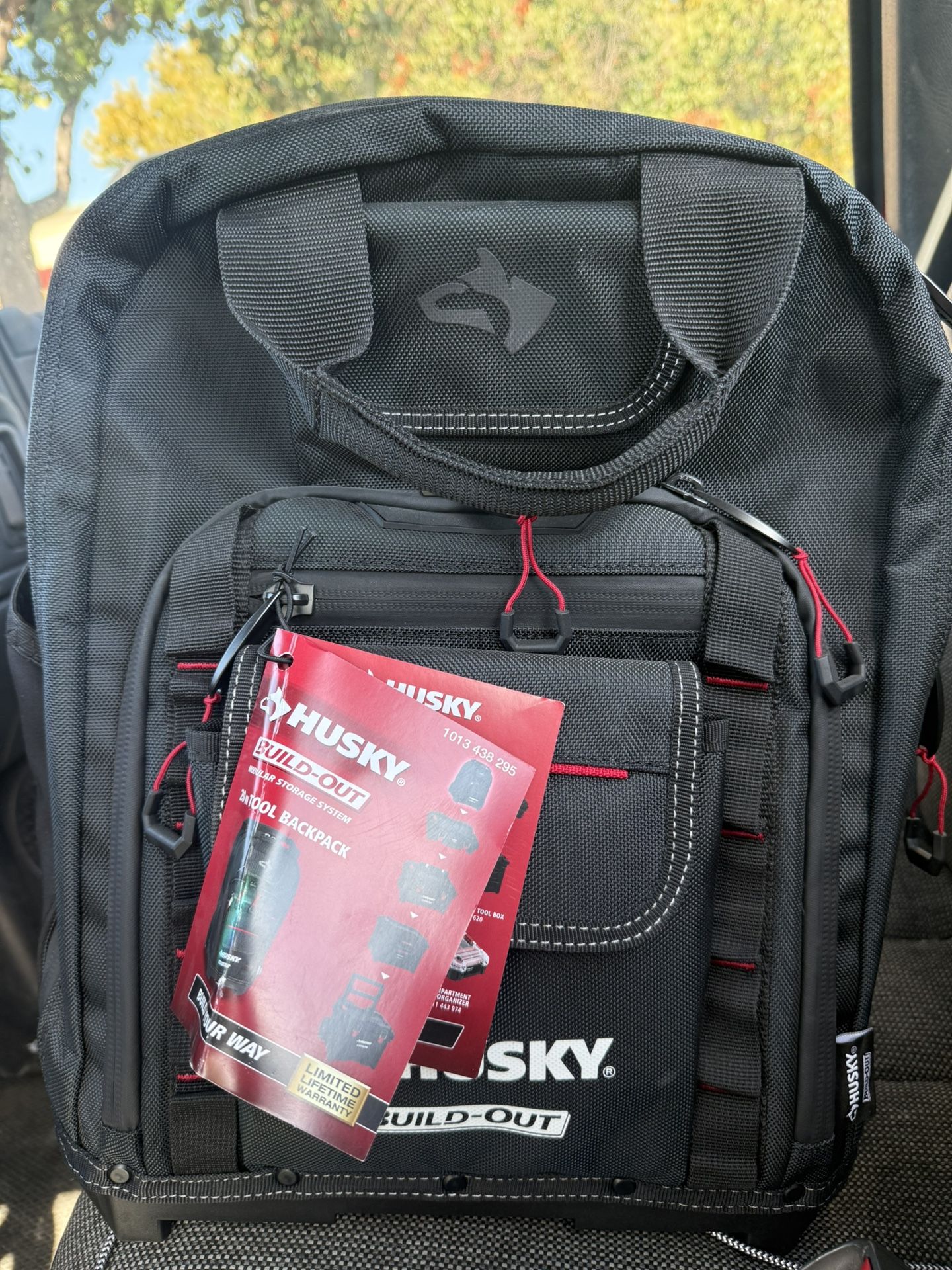 Husky Build Out 20 In Back Pack Brand New