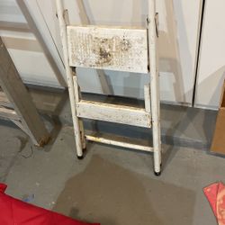 Step Ladder