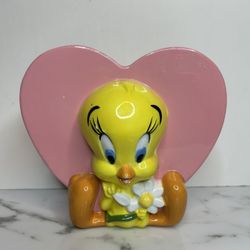 Vintage Looney Tunes Tweety Bird Warner Brothers Pink Heart Vase Planter RARE