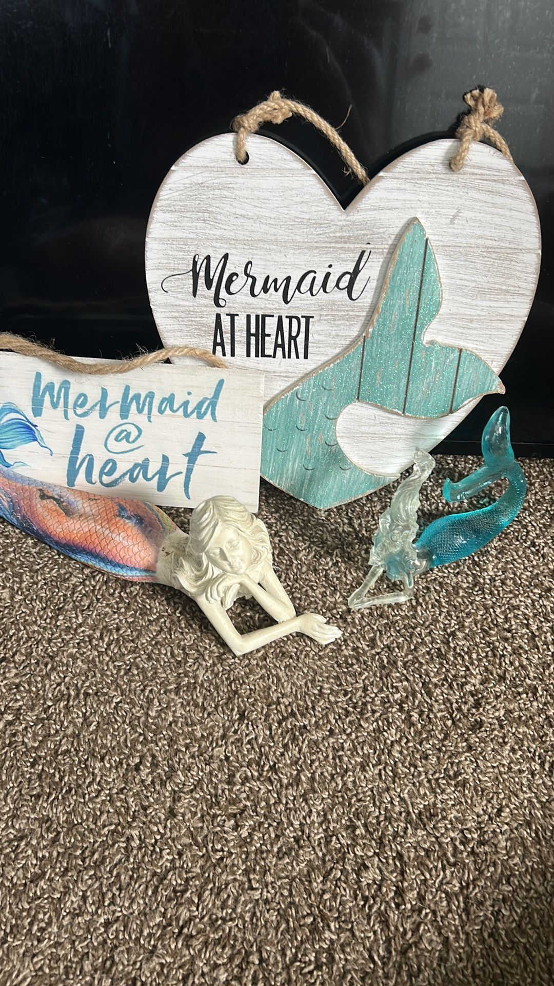 Mermaid Beach Lot 4 Items 